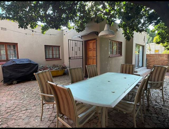 3 BEDROOM HOUSE FOR SALE IN SELECTION PARK